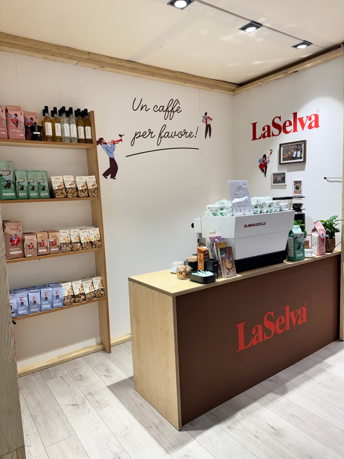 Elegante mobile Kaffeebar am Messestand – Barischda Premium Setup