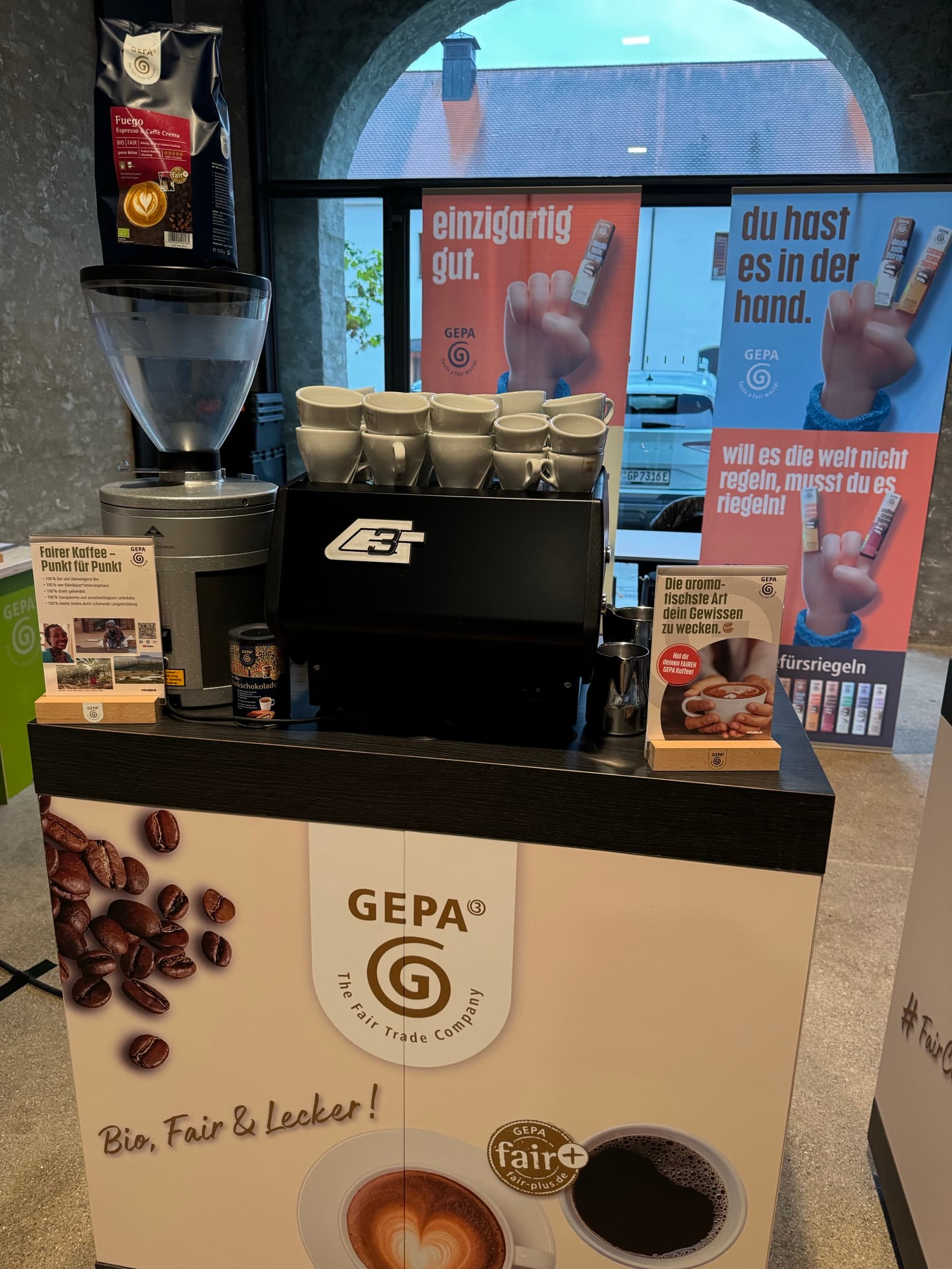 Latte Art von Barischda Barista auf Messe-Event